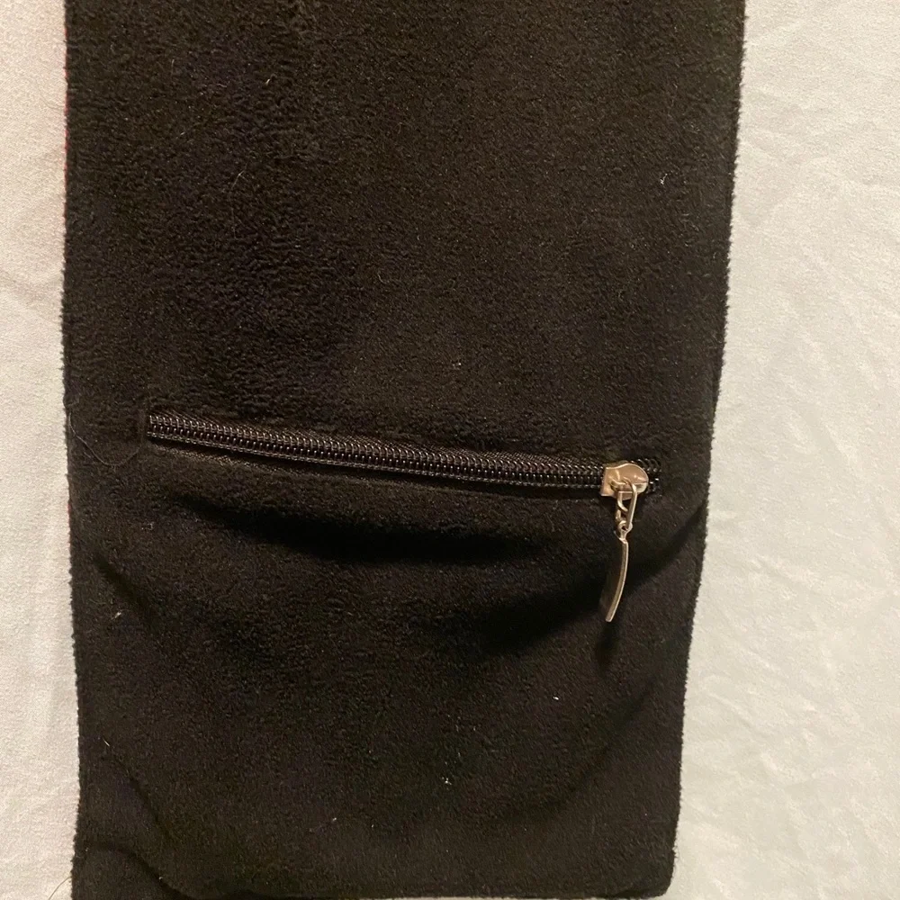 EUC Nebraska Huskers-scarf with pocket